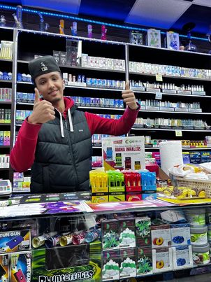 Person using Cigtrus nicotine-free smokeless inhaler